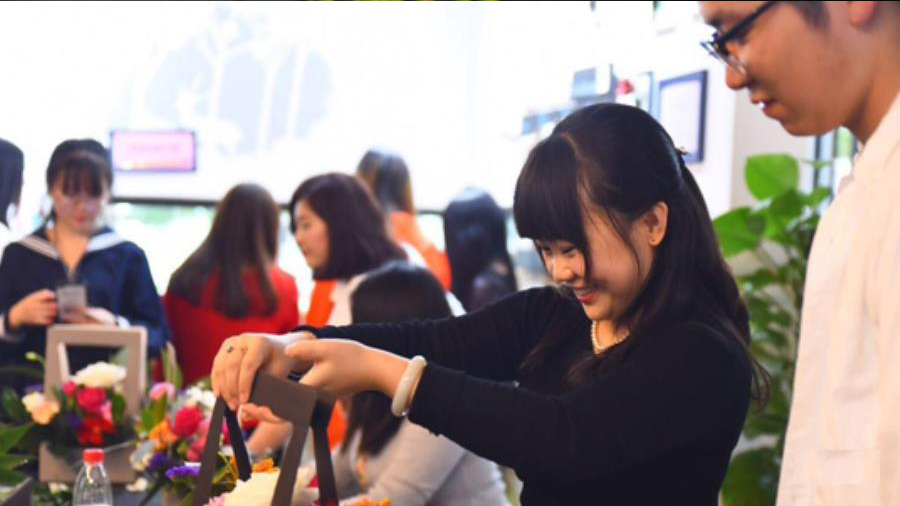《插花》文化体验团建